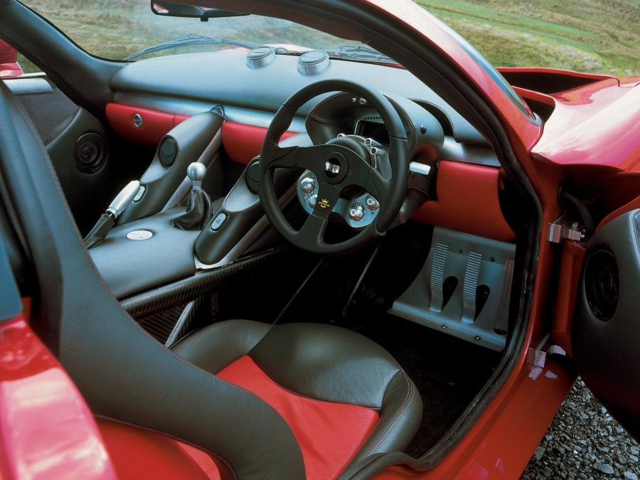 Интерьер TVR T440 2003 года  (фото 6 из 7)